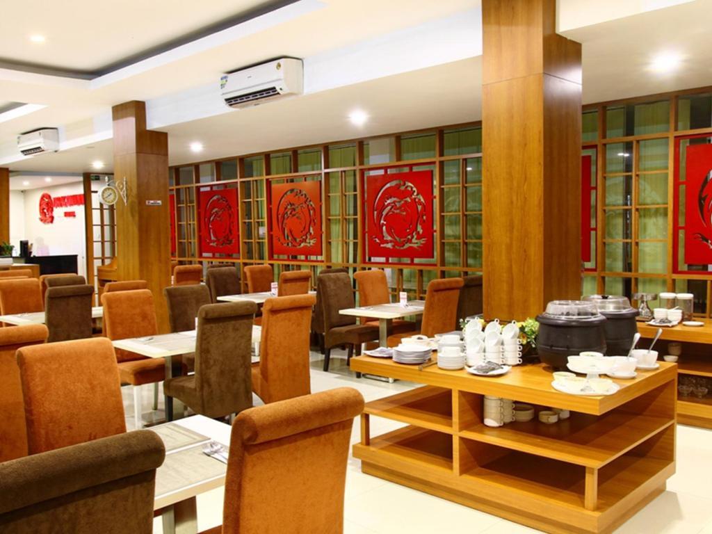 Dragon Inn Kendari Bagian luar foto